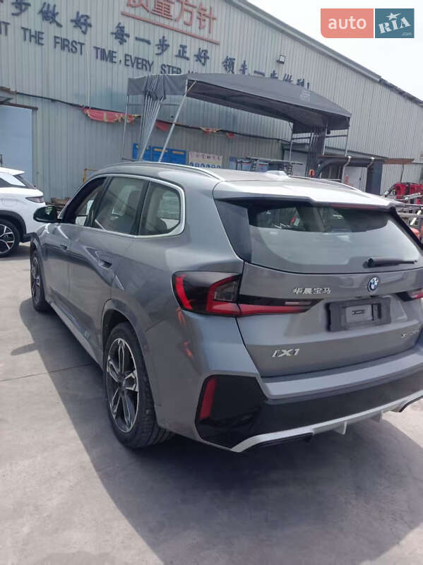 Внедорожник / Кроссовер BMW iX1 2023 в Киеве фото 11 Внедорожник / Кроссовер BMW iX1 2023 в Киеве