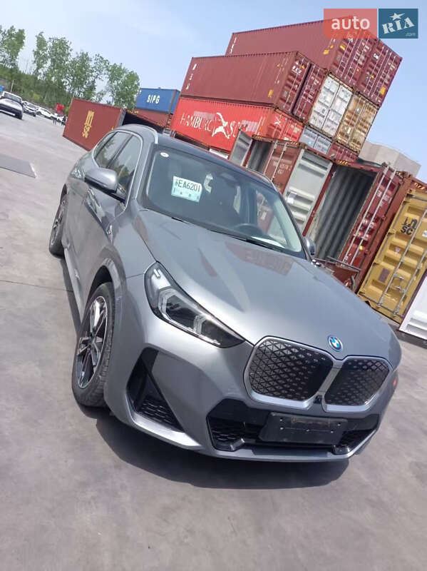 Внедорожник / Кроссовер BMW iX1 2023 в Киеве фото 5 Внедорожник / Кроссовер BMW iX1 2023 в Киеве