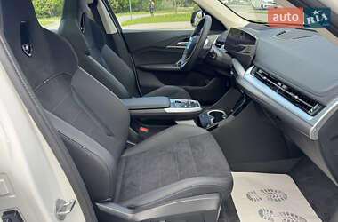 Внедорожник / Кроссовер BMW iX1 2024 в 