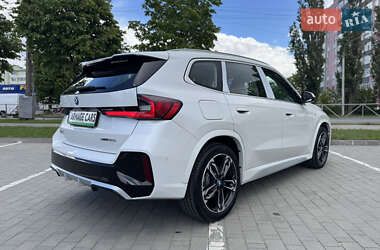Внедорожник / Кроссовер BMW iX1 2024 в 