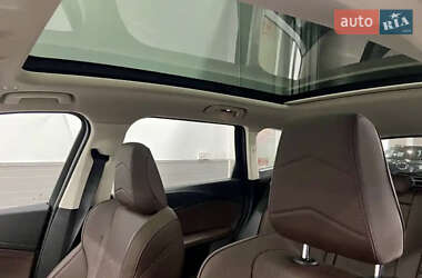 Внедорожник / Кроссовер BMW iX1 2023 в 
