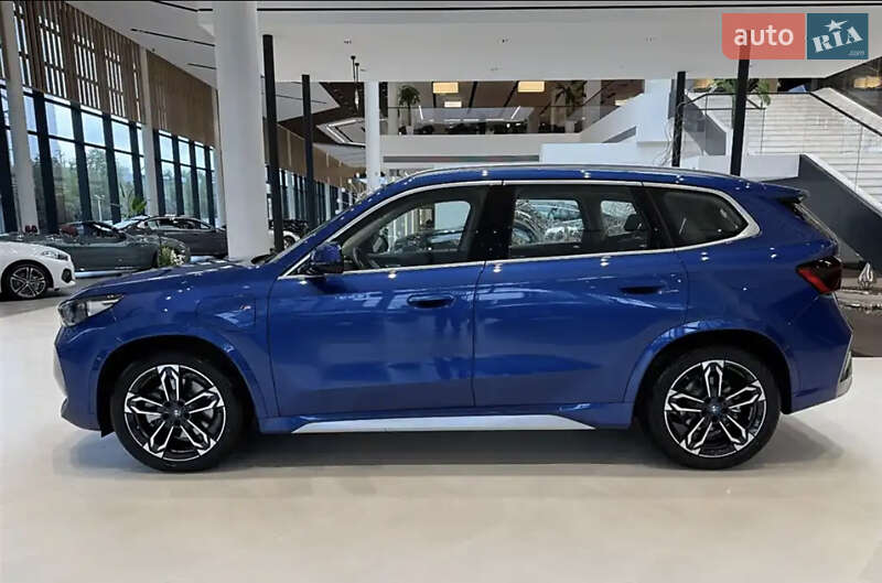 Внедорожник / Кроссовер BMW iX1 2023 в Львове