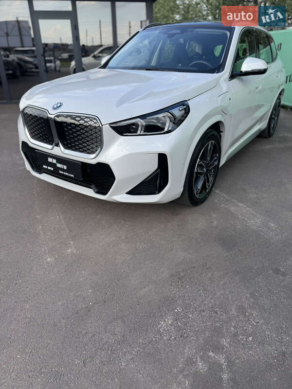 Позашляховик / Кросовер BMW iX1 2023 в Києві