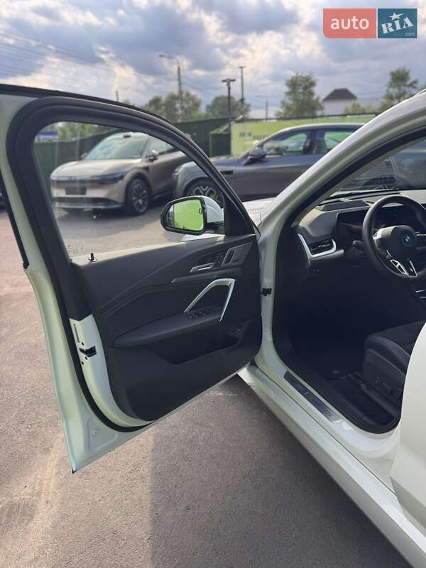 Позашляховик / Кросовер BMW iX1 2023 в Києві