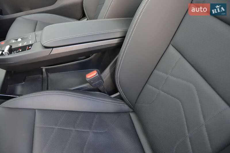 Внедорожник / Кроссовер BMW iX1 2024 в Киеве