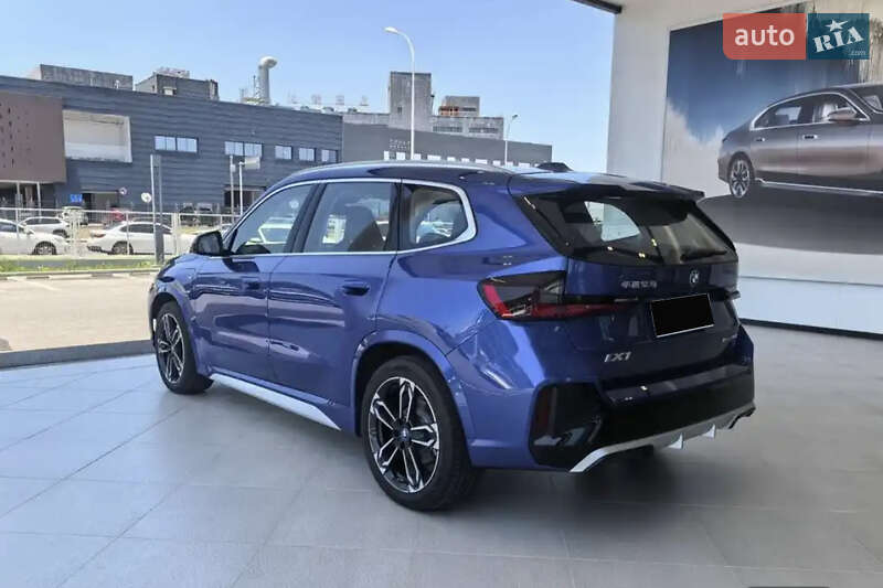 Внедорожник / Кроссовер BMW iX1 2023 в Львове