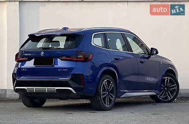 Внедорожник / Кроссовер BMW iX1 2023 в 