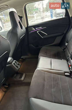Внедорожник / Кроссовер BMW iX1 2023 в 