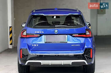 Внедорожник / Кроссовер BMW iX1 2023 в 