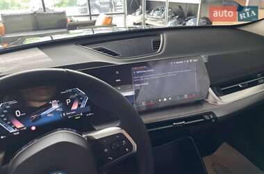 Внедорожник / Кроссовер BMW iX1 2025 в 