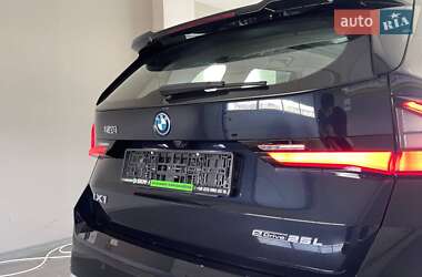 Внедорожник / Кроссовер BMW iX1 2025 в 