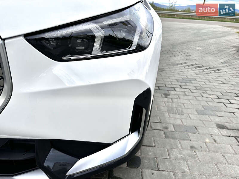Позашляховик / Кросовер BMW iX1 2024 в Хусті