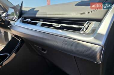 Позашляховик / Кросовер BMW iX1 2025 в 