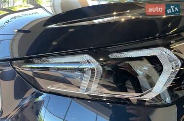 Позашляховик / Кросовер BMW iX1 2025 в 