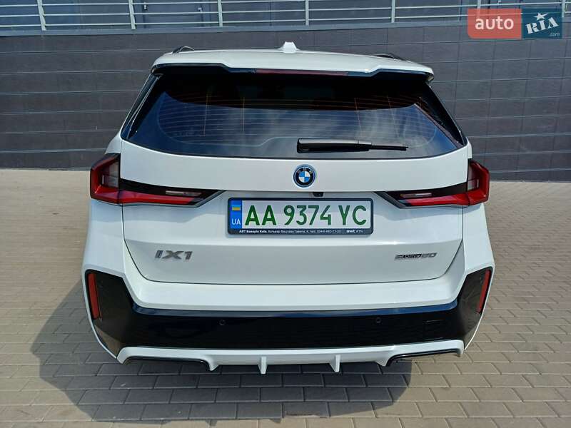 Позашляховик / Кросовер BMW iX1 2024 в Києві