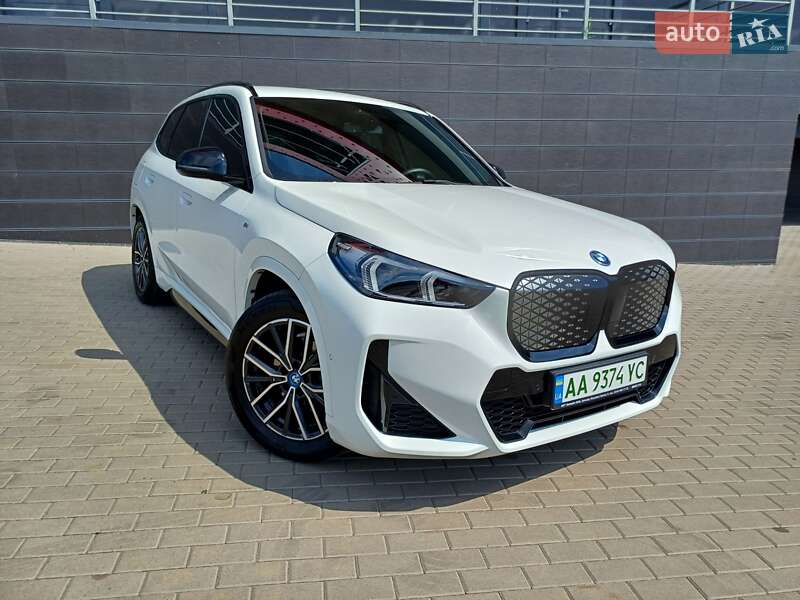 Позашляховик / Кросовер BMW iX1 2024 в Києві