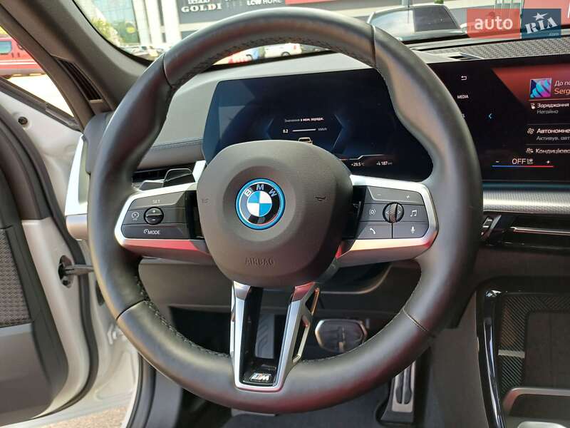 Позашляховик / Кросовер BMW iX1 2024 в Києві