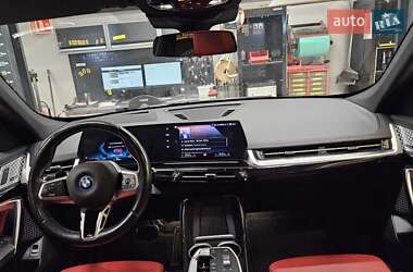 Внедорожник / Кроссовер BMW iX1 2023 в 