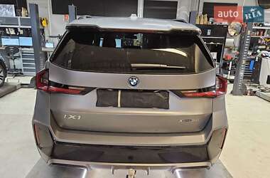 Внедорожник / Кроссовер BMW iX1 2023 в 
