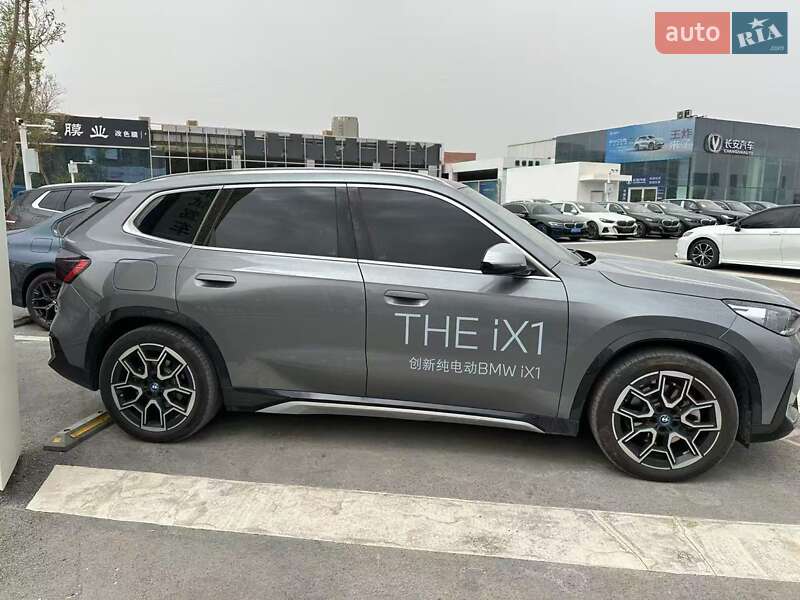 Внедорожник / Кроссовер BMW iX1 2024 в Харькове