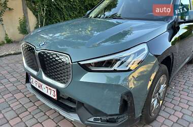 Внедорожник / Кроссовер BMW iX1 2024 в 