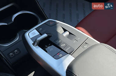 Внедорожник / Кроссовер BMW iX1 2025 в 