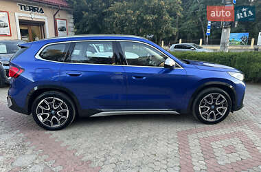 Внедорожник / Кроссовер BMW iX1 2023 в 