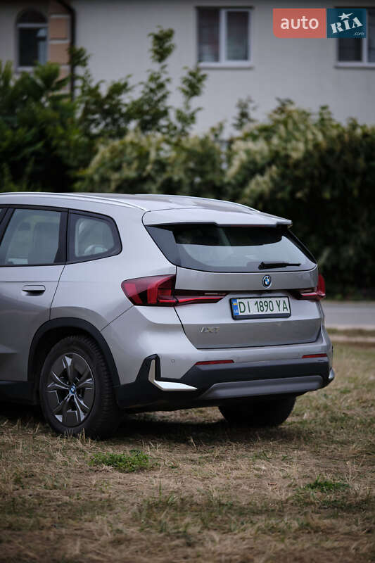 Позашляховик / Кросовер BMW iX1 2023 в Києві