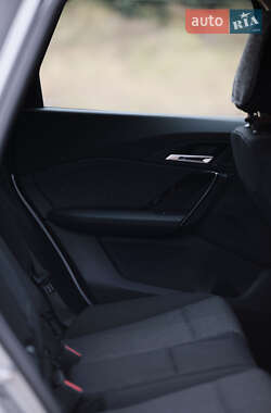 Внедорожник / Кроссовер BMW iX1 2023 в 