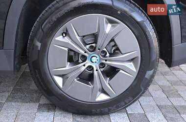 Внедорожник / Кроссовер BMW iX1 2024 в 