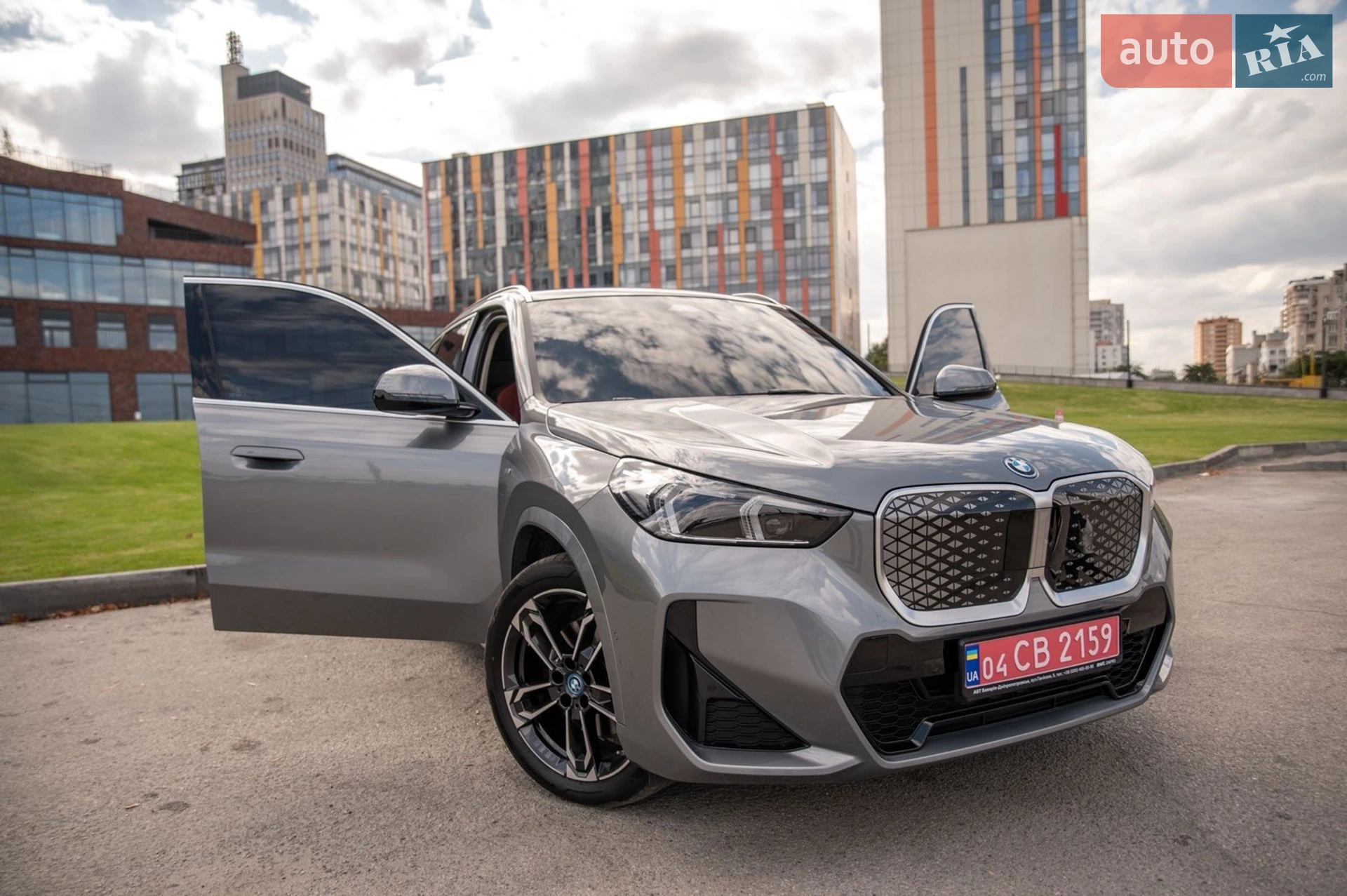 2023 BMW iX1 - мініатюра 11