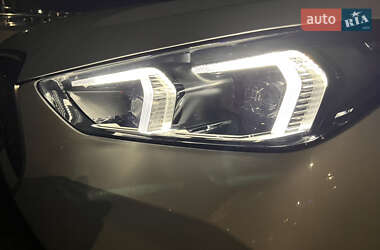Внедорожник / Кроссовер BMW iX1 2023 в 