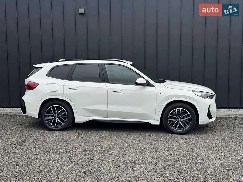 Позашляховик / Кросовер BMW iX1 2023 в Луцьку