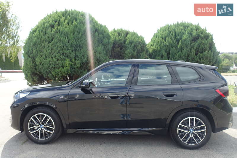 Позашляховик / Кросовер BMW iX1 2024 в Дніпрі