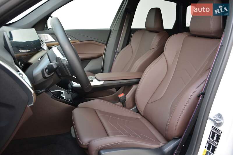 Позашляховик / Кросовер BMW iX1 2025 в Києві фото 4 Позашляховик / Кросовер BMW iX1 2025 в Києві