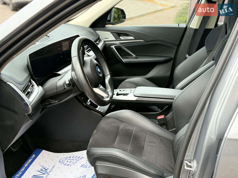 Позашляховик / Кросовер BMW iX1 2023 в Львові фото 16 Позашляховик / Кросовер BMW iX1 2023 в Львові