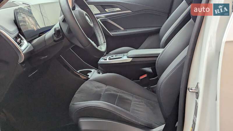 Внедорожник / Кроссовер BMW iX1 2023 в Киеве фото 4 Внедорожник / Кроссовер BMW iX1 2023 в Киеве