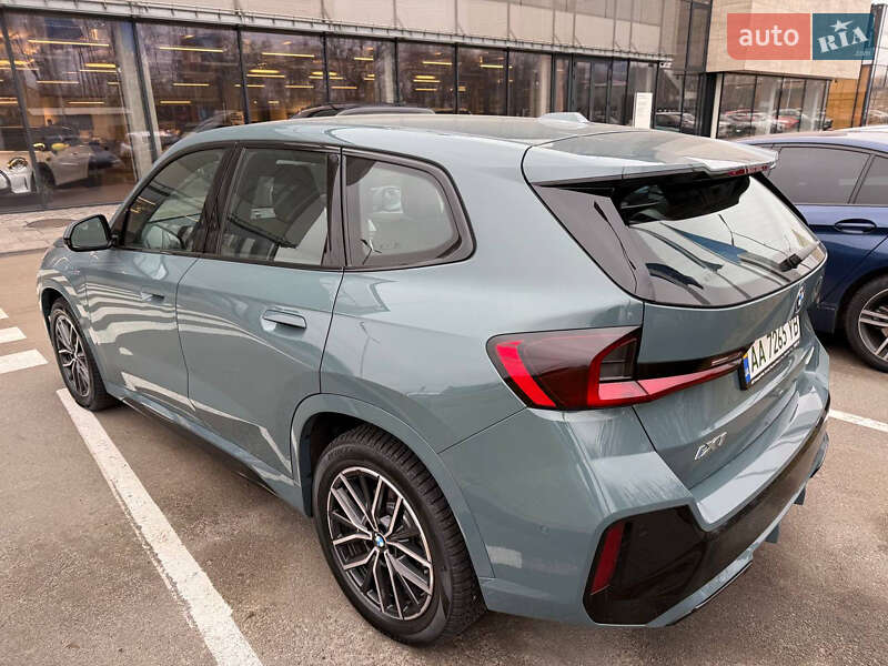 Внедорожник / Кроссовер BMW iX1 2024 в Киеве
