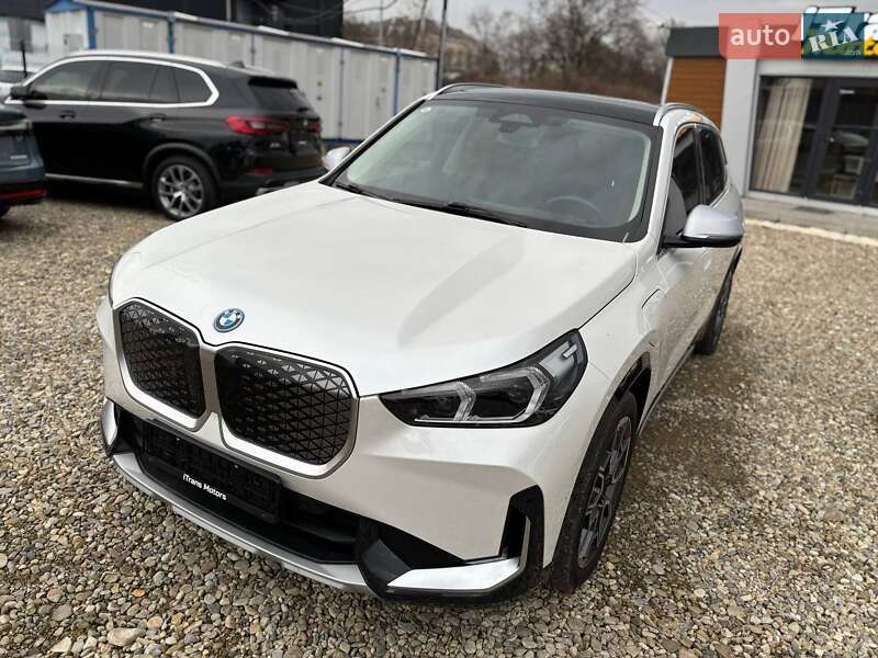Позашляховик / Кросовер BMW iX1 2023 в Стрию