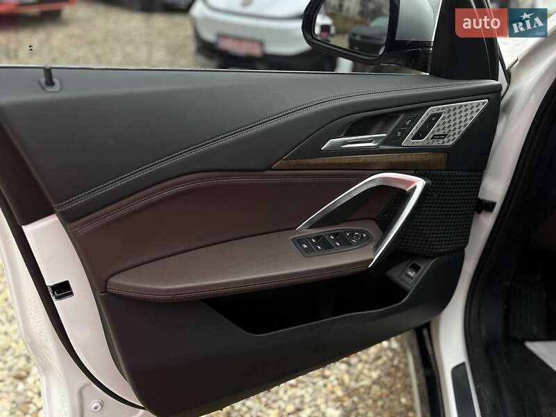 Позашляховик / Кросовер BMW iX1 2023 в Стрию