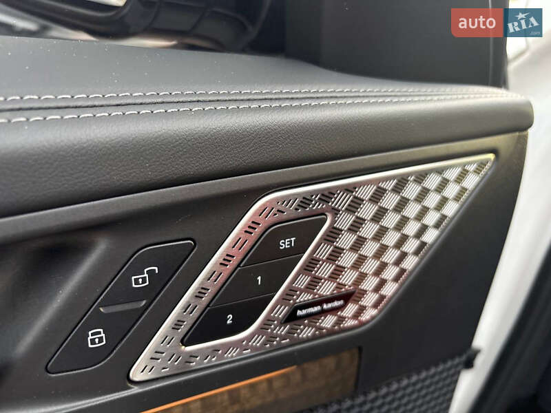 Внедорожник / Кроссовер BMW iX1 2023 в Киеве