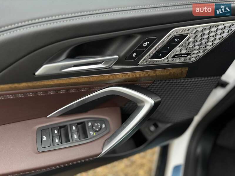 Позашляховик / Кросовер BMW iX1 2023 в Стрию