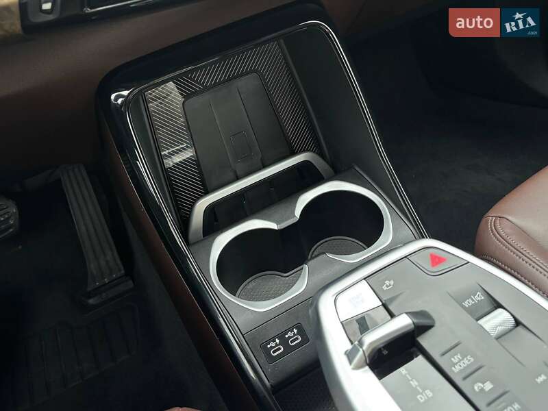 Позашляховик / Кросовер BMW iX1 2023 в Стрию