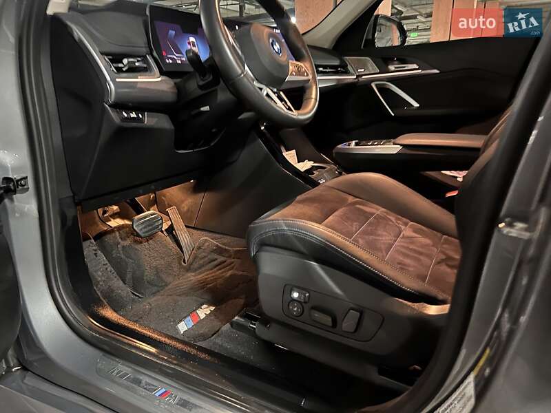 Внедорожник / Кроссовер BMW iX1 2024 в Киеве фото 7 Внедорожник / Кроссовер BMW iX1 2024 в Киеве
