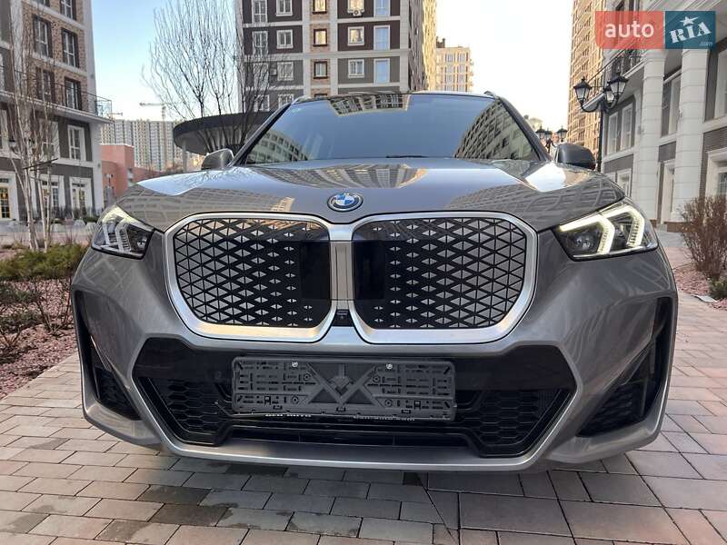 BMW iX1 2024 BMW iX1 2024