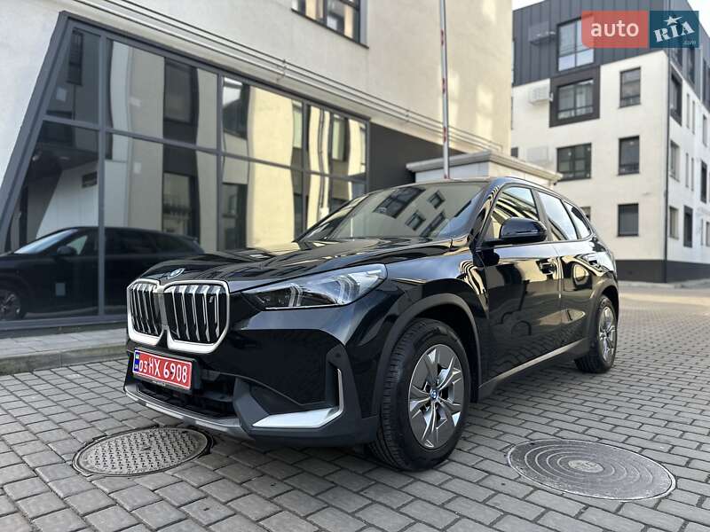 Внедорожник / Кроссовер BMW iX1 2022 в Ровно фото 4 Внедорожник / Кроссовер BMW iX1 2022 в Ровно
