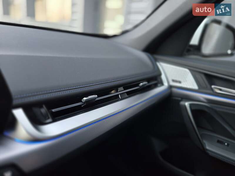 Внедорожник / Кроссовер BMW iX1 2025 в Одессе