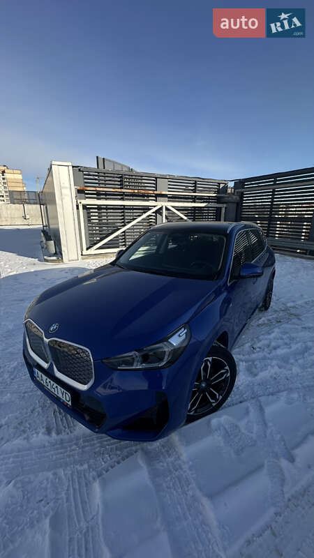 Позашляховик / Кросовер BMW iX1 2024 в Києві фото 12 Позашляховик / Кросовер BMW iX1 2024 в Києві