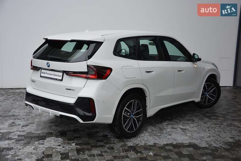Внедорожник / Кроссовер BMW iX1 2024 в Киеве