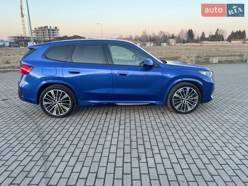 Внедорожник / Кроссовер BMW iX1 2023 в Львове